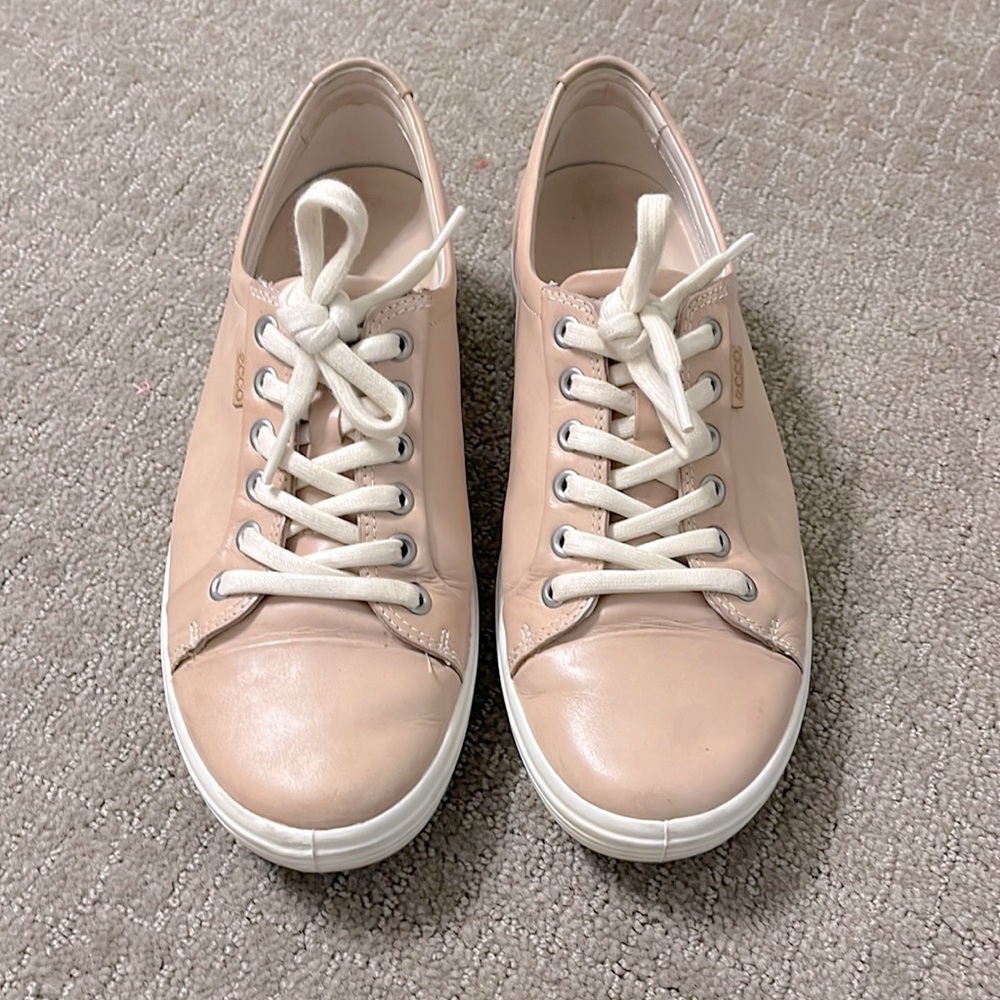 Ecco Soft 7 sneakers *like new condition*
